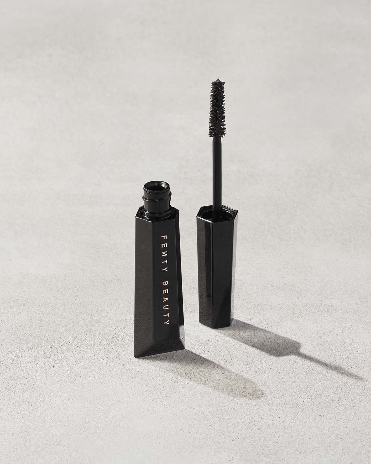 Hella Thicc Volumizing Mascara ?? Cuz I'm Black
