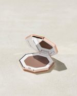 Cheeks Out Freestyle Cream Bronzer ?? Amber