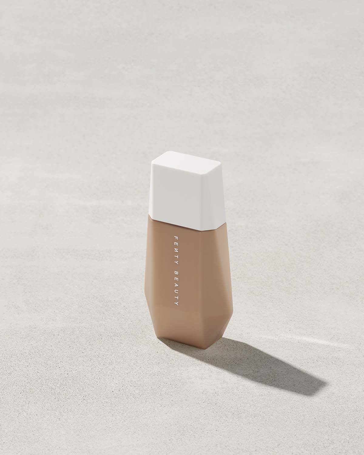 Eaze Drop Lightweight Blurring Skin Tint ?? 11