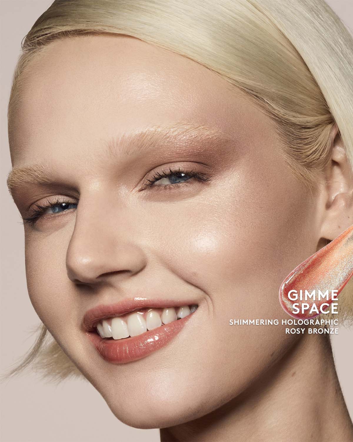 Gloss Bomb Universal Lip Luminizer ?? Gimme Space - Image 4