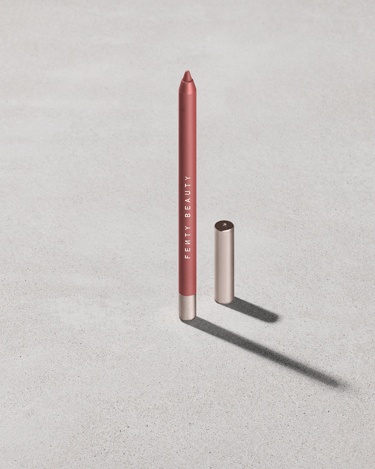 Trace'd Out Longwear Waterproof Pencil Lip Liner ?? Thugz Blush Too