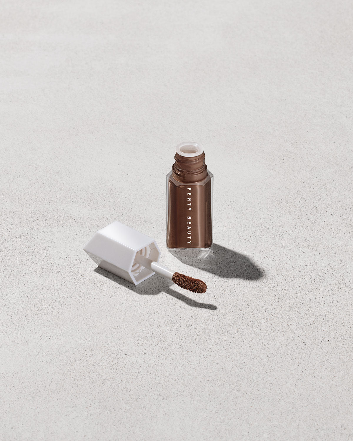 We're Even Hydrating Longwear Concealer ?? 495C - Image 13