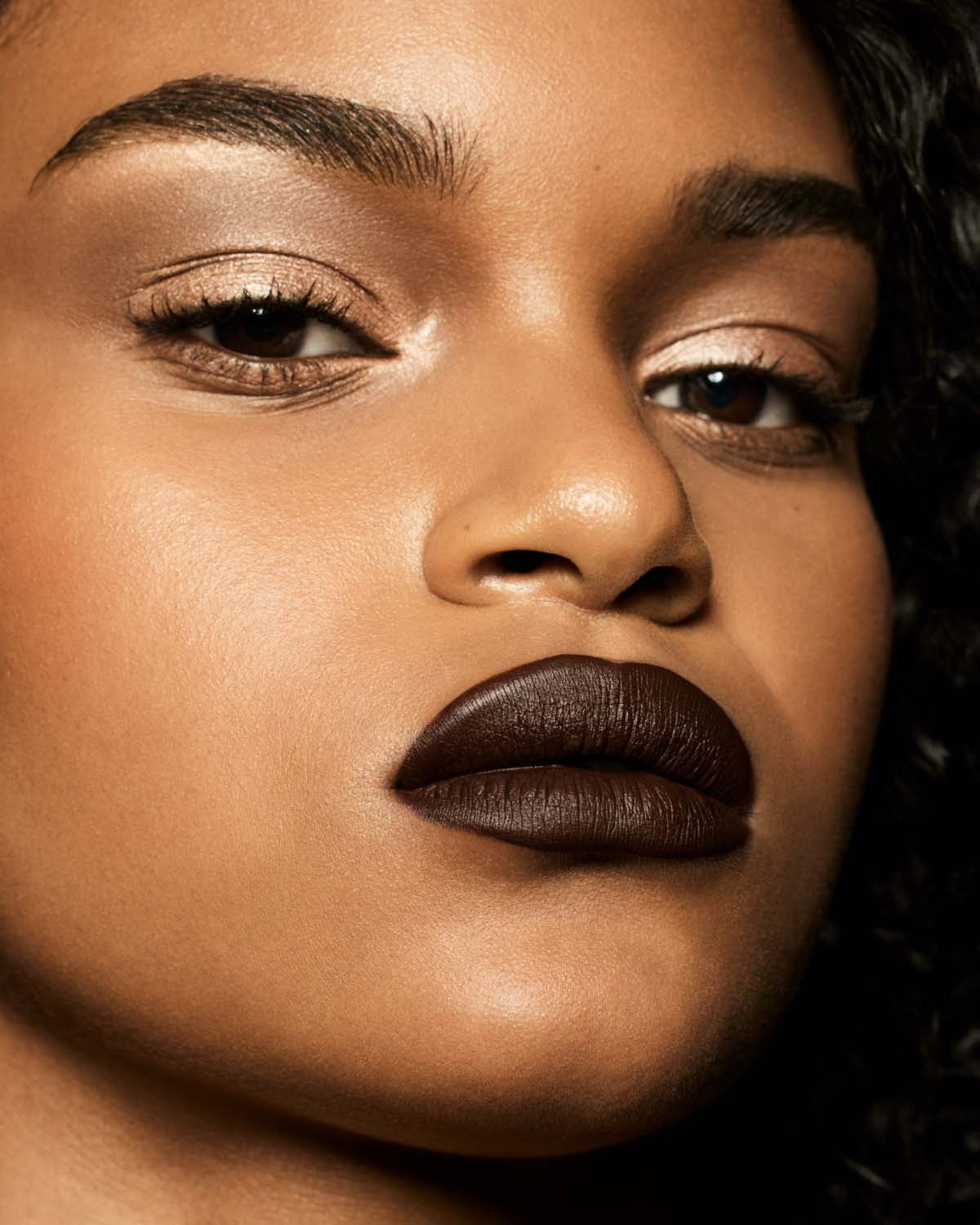 Stunna Lip Paint Longwear Fluid Lip Color ?? Unlawful - Image 4