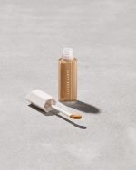 We're Even Hydrating Longwear Concealer ?? 295W