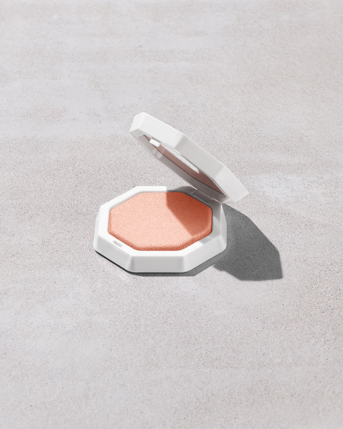 Demi'glow Light-Diffusing Highlighter ?? Tutu Much