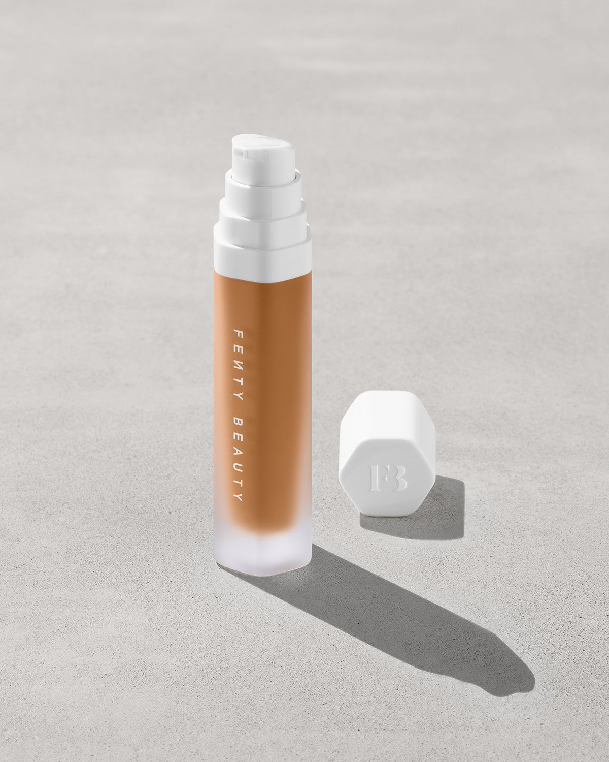 Soft'lit Naturally Luminous Longwear Foundation ?? 385